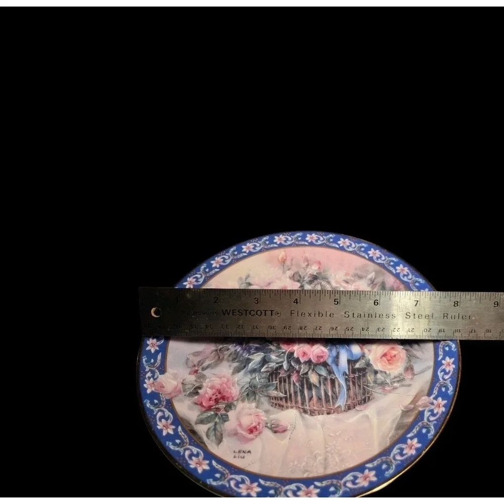 Set Of 2 W.L. George Collectors Plates By Lena Liu Floral Gold Accents 8